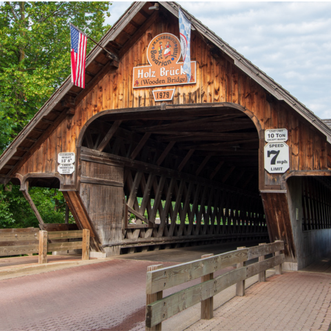 Holz Brücke Covered Bridge in Saginaw County, Michigan