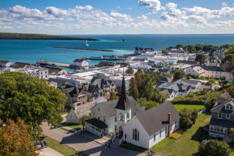 aerial view of Mackinac Island