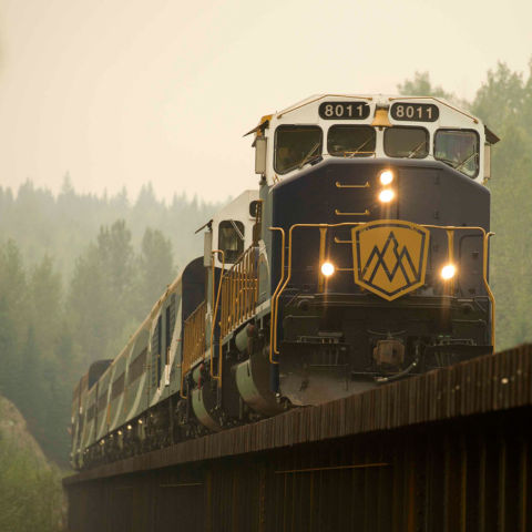 rocky mountaineer train