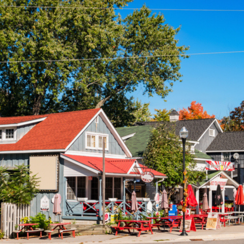 Cottage style Muskoka stores
