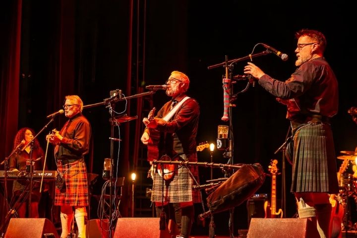 THE CELTIC KITCHEN PARTY