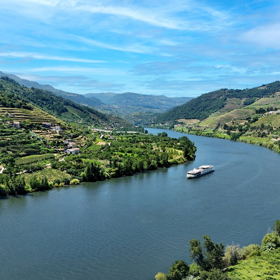 AmaWaterways ship on Duoro river