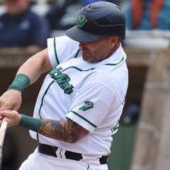 Welland Jackfish at bat