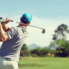 Man golfing