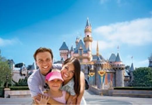 CAA Niagara - Disney World CAA-Niagara_Disney-World-Family