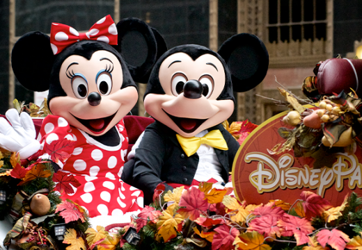 Minnie & Mickey Mouse