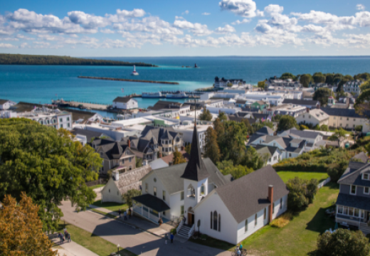 aerial view of Mackinac Island