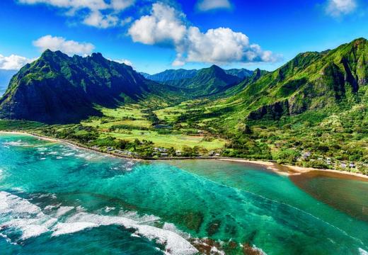 landscape of coastal Oahu, Hawaii and the Kualoa Ranch