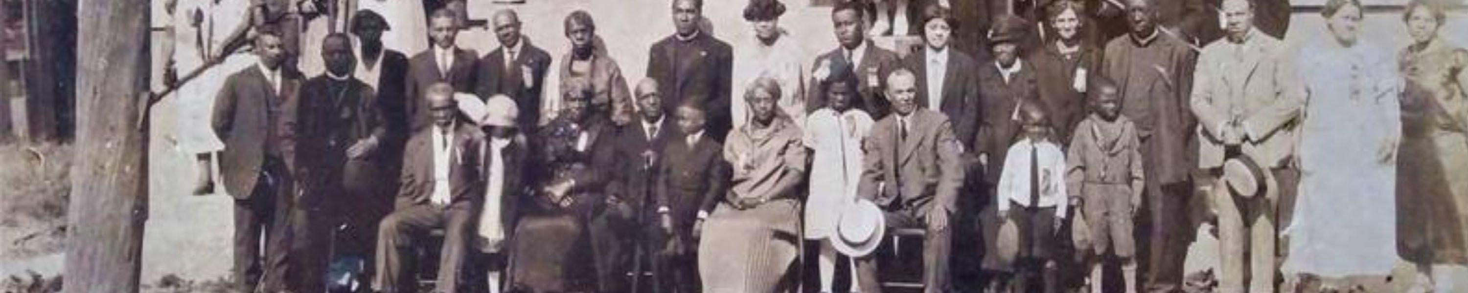 imagery of group from Niagara's underground railroad