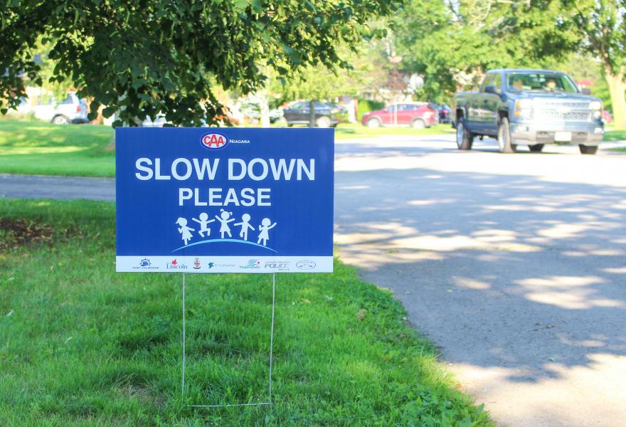 4 PLEASE SLOW DOWN  Coroplast SIGNS with Grommets 12x18 
